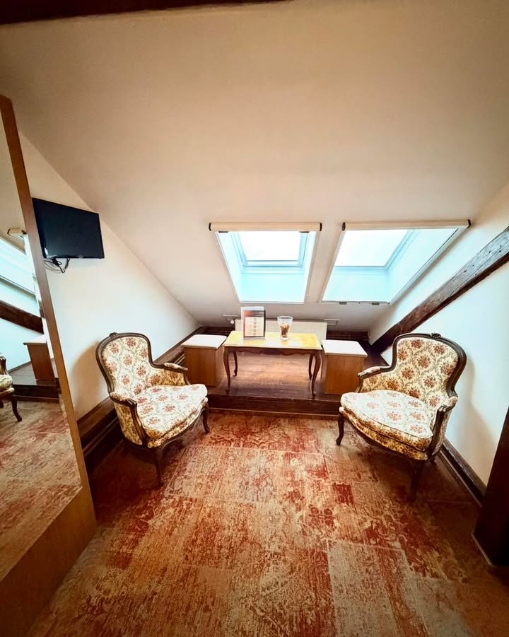 Ai nevoie de mai mult spațiu decât îți oferă o cameră clasică? 👀 Apartamentele Residence…